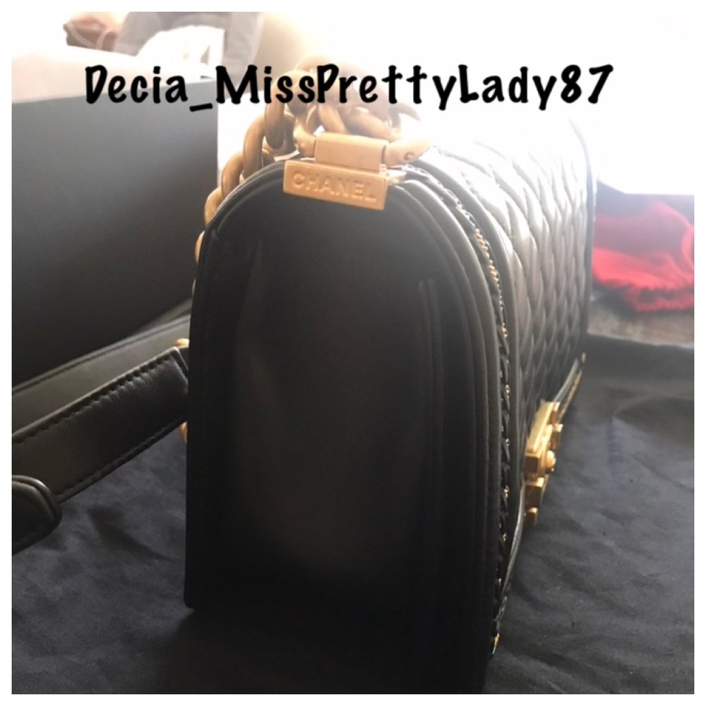 CHANEL Black and Gold Crossbody Bag - Picture 2 of 8